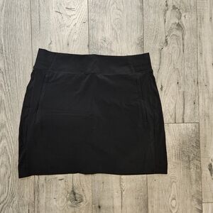 Athleta Black Brooklyn MidriseTennis, Gulf Skort Size 6
